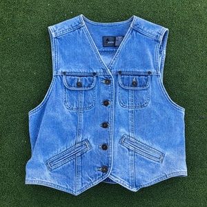 Liz wear vintage denim vest